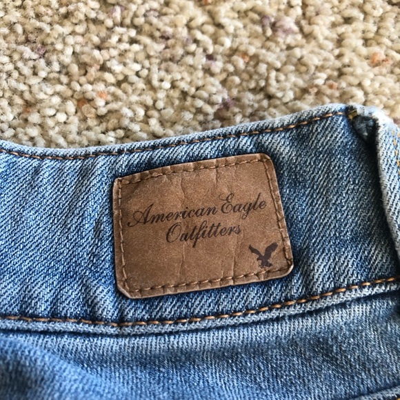 Women’s | American Eagle | Light Blue Artist Distressed Jeans; Size 2 Regular - Picture 11 of 11